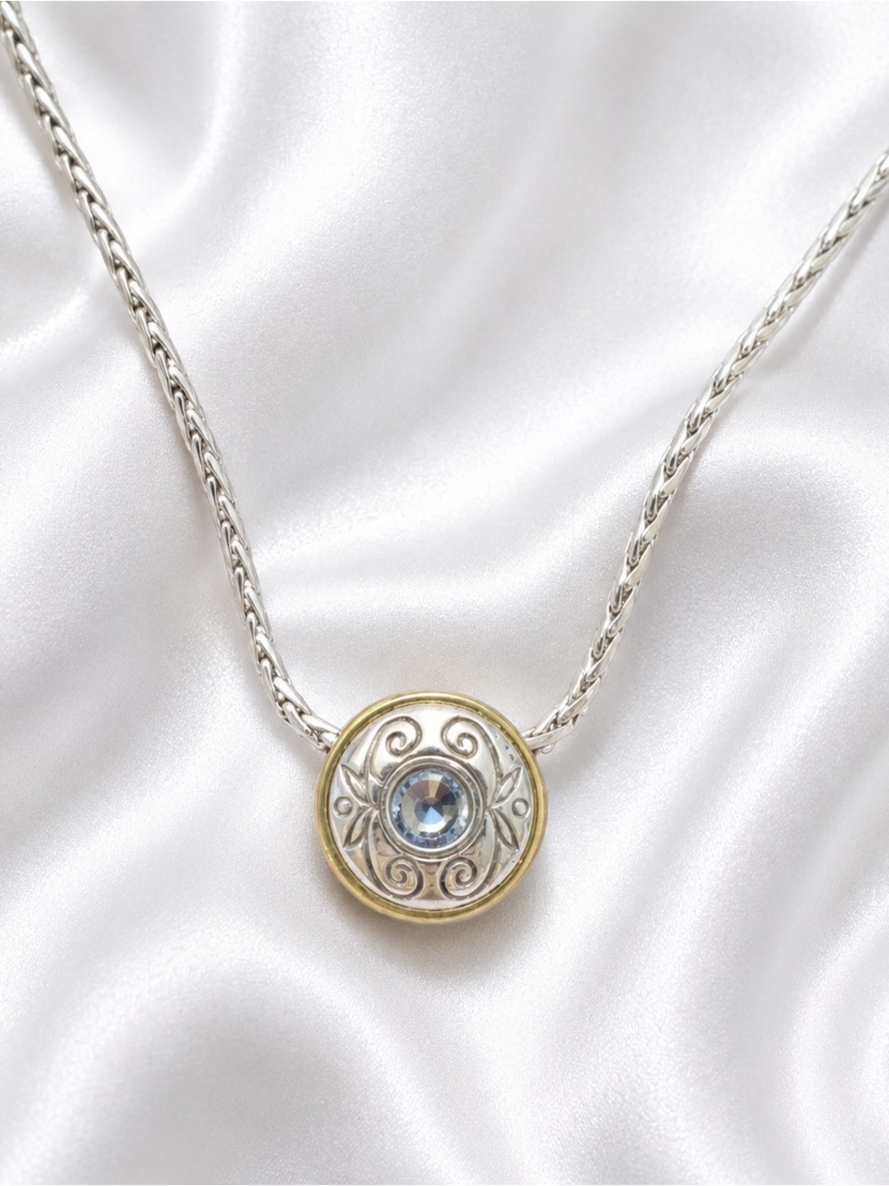 BRIGHTON Collectable Blue Crystal Decorative Bezel Slide Necklace 17"-18.75" L - Picture 4 of 13